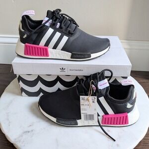 NIB Adidas X Marimekko Womens  NMD R1 W Black Pink Shoes Sneakers Size 6 H00655